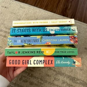Popular BookTok Books Book Stack- Colleen Hoover, Christina Lauren, Elle Kennedy